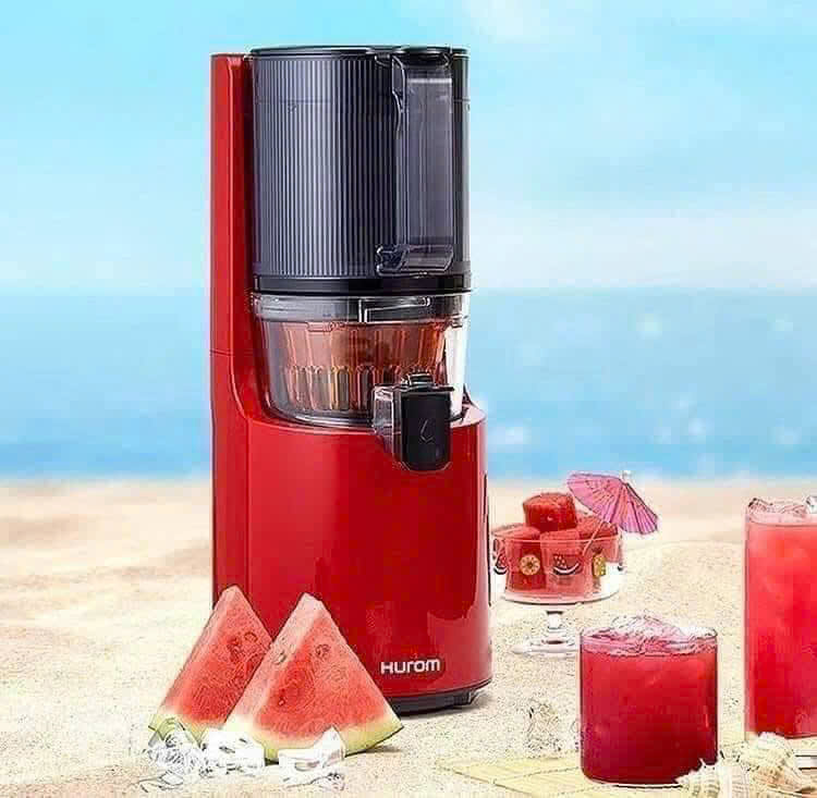Máy ép chậm HUROM H200 màu đỏ